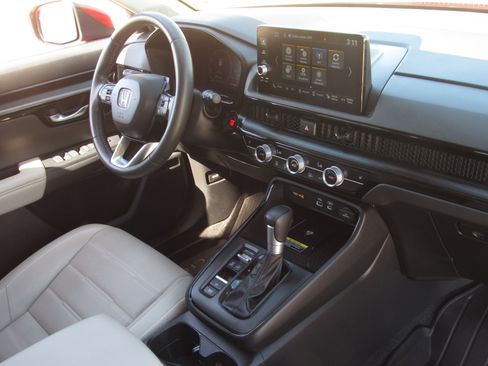 Used 2024 Honda CR-V EX-L image 10