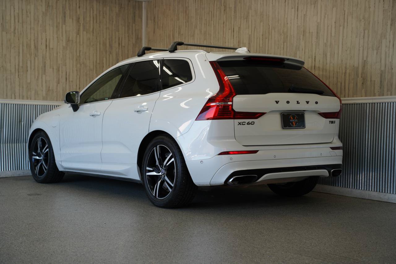 Used 2018 Volvo XC60 T8 R-Design w/ Convenience Package AWD/4WD image 7