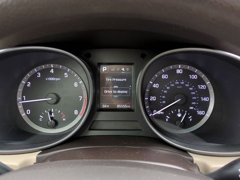 Used 2017 Hyundai Santa Fe Sport image 25