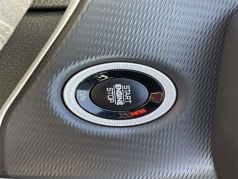 New 2025 Jeep Grand Cherokee L Laredo w/ Luxury Tech Group I image 40