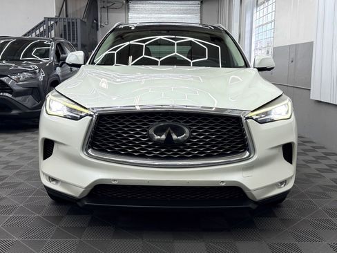 Used 2019 INFINITI QX50 Essential w/ Proactive Package image 2