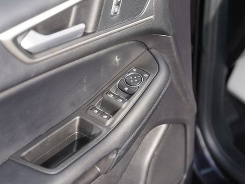 Used 2021 Ford Edge SEL w/ Convenience Package image 29