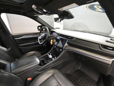 Used 2022 Jeep Grand Cherokee L Overland image 21