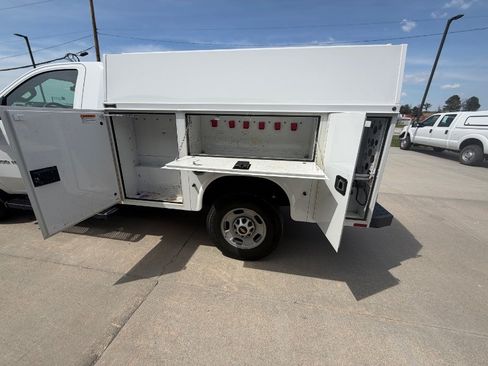 Used 2022 Chevrolet Silverado 2500 W/T w/ WT Fleet Convenience Package AWD/4WD image 11