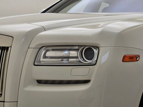 Certified 2012 Rolls-Royce Ghost RWD image 8
