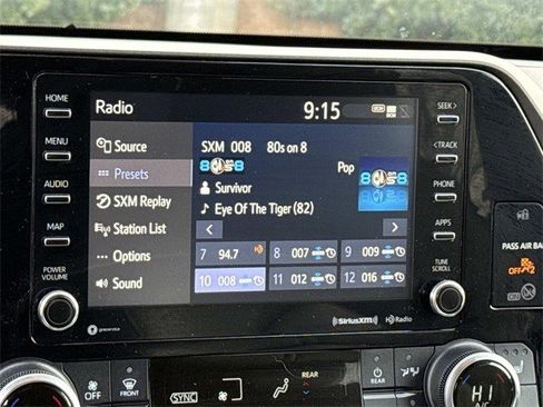 Used 2021 Toyota Highlander XLE image 20