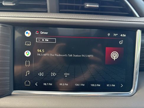 Used 2022 GMC Yukon XL Denali AWD/4WD image 21