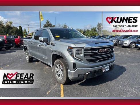 Used 2025 GMC Sierra 1500 SLT image 1
