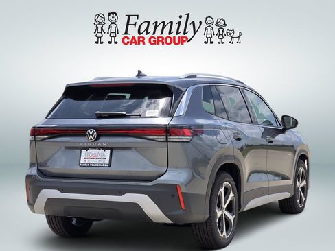 New 2026 Volkswagen Tiguan SE FWD image 4