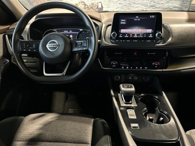 Used 2021 Nissan Rogue SV FWD image 52
