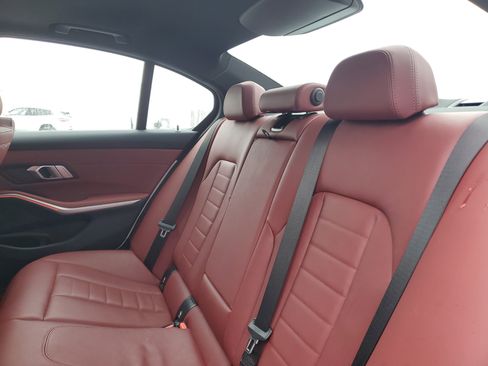 Used 2022 BMW M340i xDrive image 25