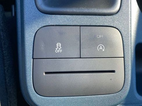 New 2025 Ford Maverick Lariat w/ Black Appearance Package image 34