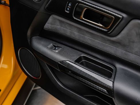 Used 2019 Ford Mustang Shelby GT350 w/ Technology Package RWD image 78