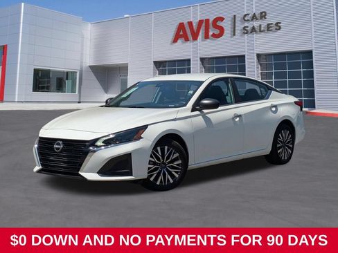 Used 2025 Nissan Altima 2.5 SV AWD/4WD image 1
