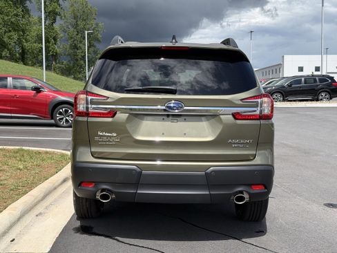 New 2026 Subaru Ascent Limited AWD/4WD image 10