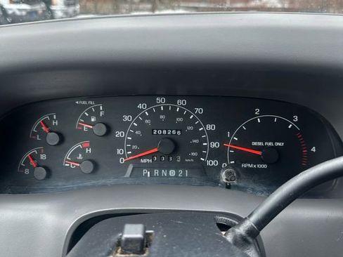 Used 2001 Ford F350 XLT image 12