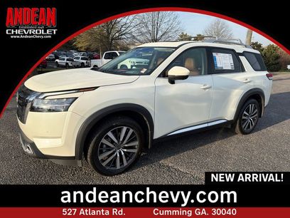 Used 2022 Nissan Pathfinder Platinum
