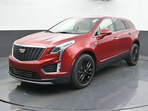 New 2025 Cadillac XT5 Premium Luxury w/ Technology Package image 4