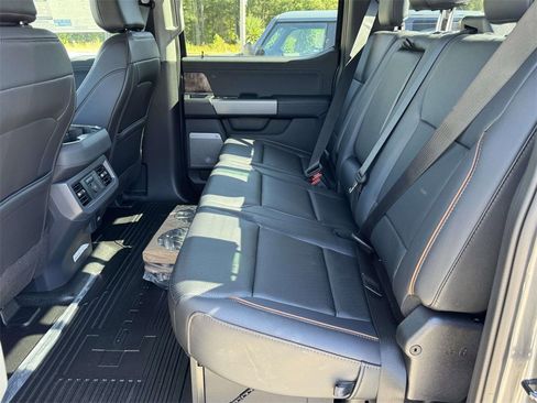 New 2026 Ford F250 Lariat image 17