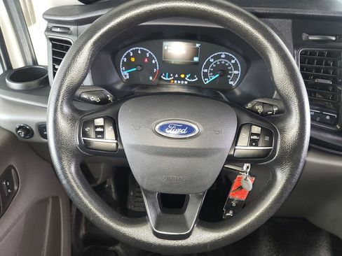 Used 2022 Ford Transit 350 DRW RWD image 25