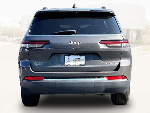 Used 2024 Jeep Grand Cherokee L Limited w/ Luxury Tech Group II image 5