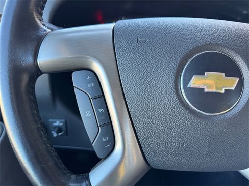 Used 2017 Chevrolet Express 2500 image 21