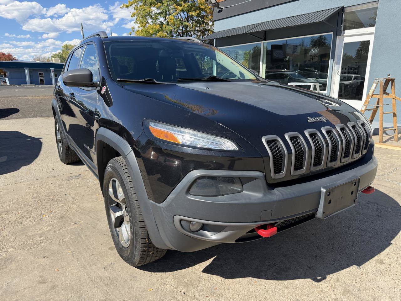 Used 2016 Jeep Cherokee Trailhawk w/ Cold Weather Group AWD/4WD image 5