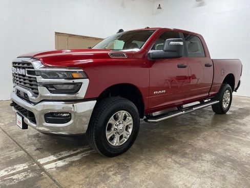Used 2026 RAM 2500 Big Horn AWD/4WD image 1