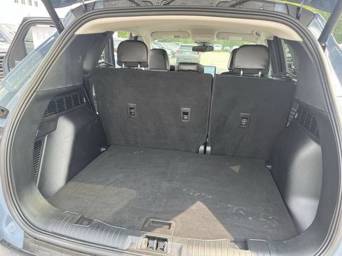 Certified 2025 Ford Escape Platinum AWD/4WD image 3
