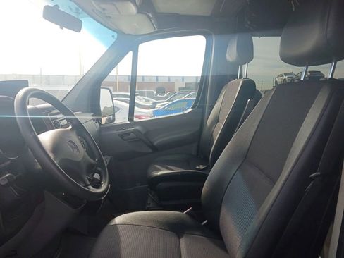 Used 2012 Mercedes-Benz Sprinter 2500 image 3