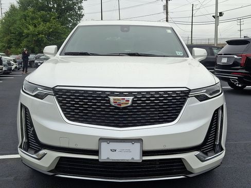 Certified 2023 Cadillac XT6 Premium Luxury w/ Technology Package image 8
