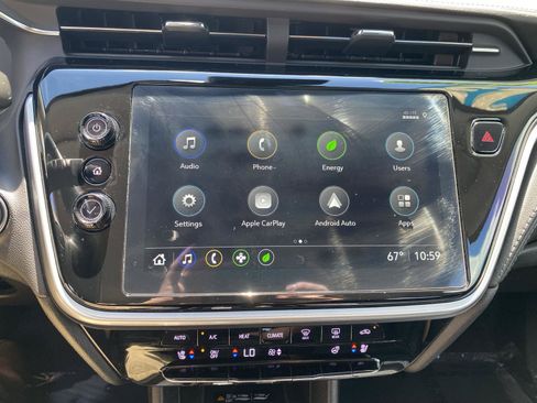 Used 2023 Chevrolet Bolt EUV LT w/ Convenience Package FWD image 21