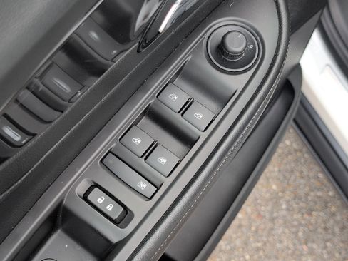 Used 2018 Buick Encore Preferred image 16