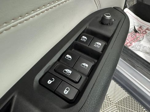 Used 2024 Jeep Compass Limited AWD/4WD image 36