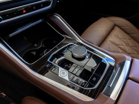 Certified 2025 BMW X6 xDrive40i image 20