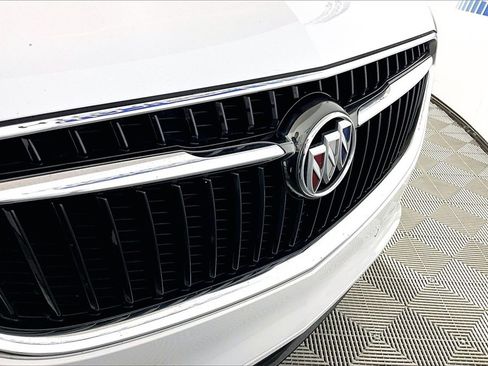 Used 2018 Buick Enclave Premium w/ Experience Buick Package image 24