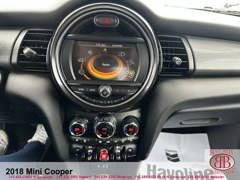 Used 2018 MINI Cooper 4-Door Hardtop w/ Signature Line Package image 17