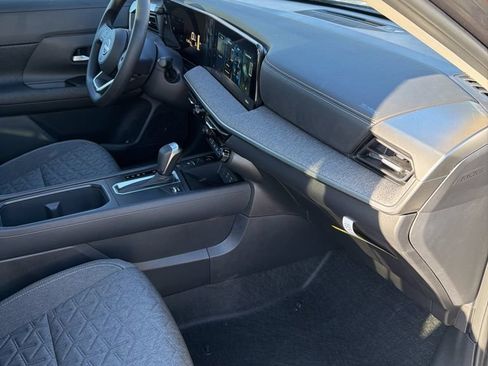 New 2026 Nissan Kicks SV w/ SV Premium Package AWD/4WD image 30