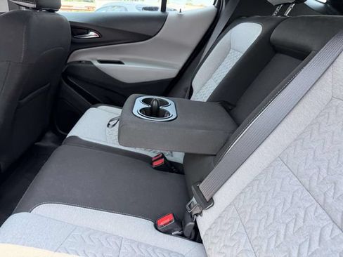 Used 2023 Chevrolet Equinox LS FWD image 13