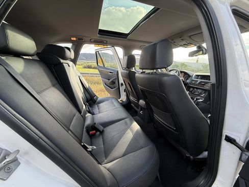Used 2014 BMW X1 sDrive28i RWD image 12