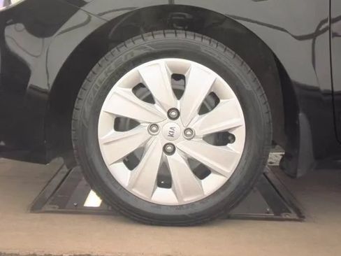 Used 2020 Kia Rio S FWD image 10