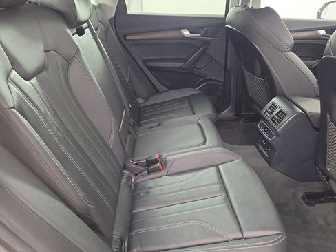 Used 2024 Audi Q5 2.0T Premium Plus w/ Premium Plus Package AWD/4WD image 42