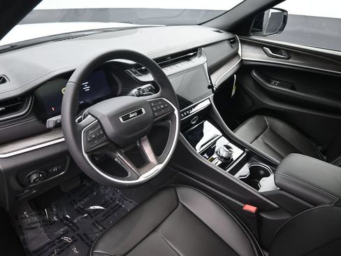 New 2026 Jeep Grand Cherokee L Limited AWD/4WD image 19