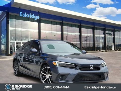 Used 2023 Honda Civic Touring image 1