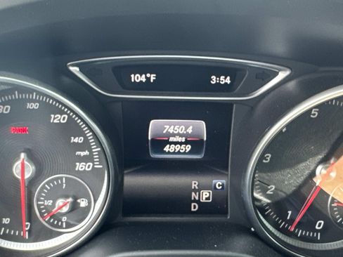 Used 2019 Mercedes-Benz GLA 250 image 26