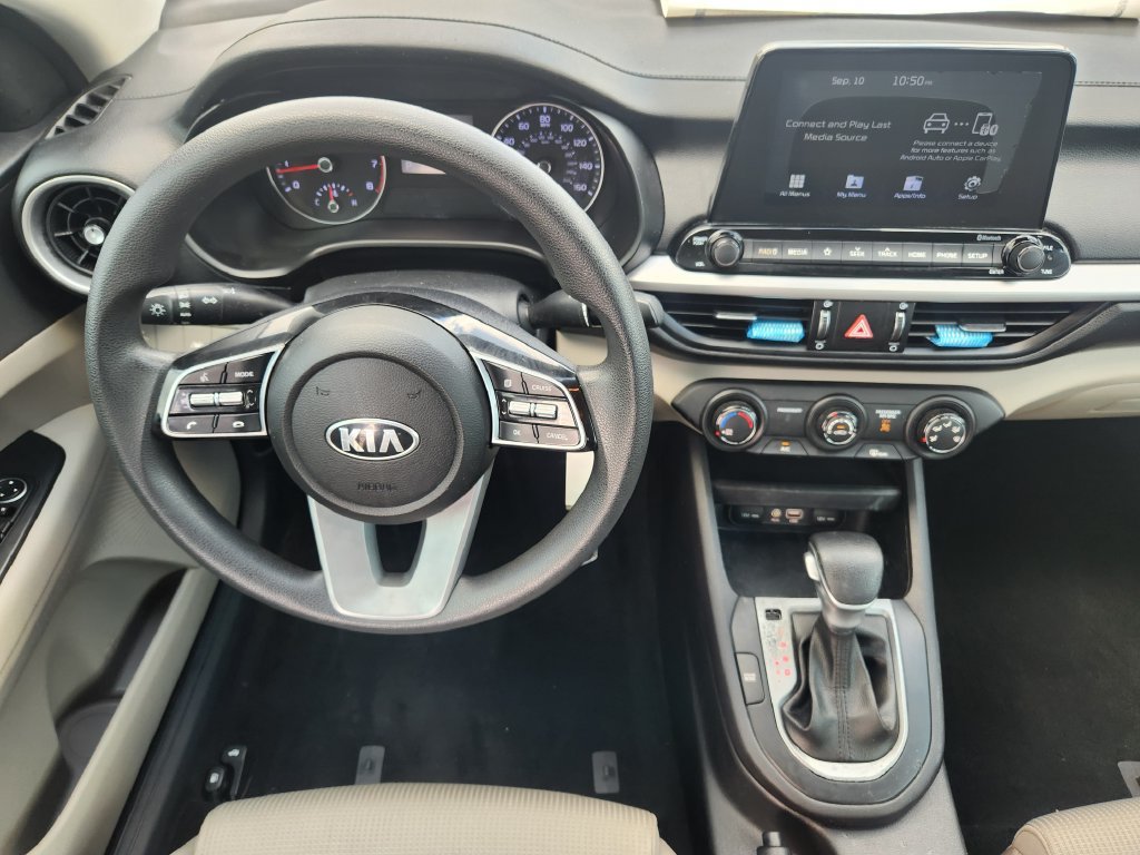 Used 2020 Kia Forte LXS FWD image 21