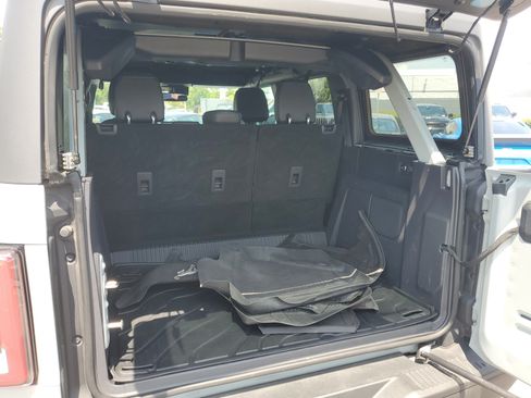 Used 2022 Ford Bronco Badlands AWD/4WD image 8