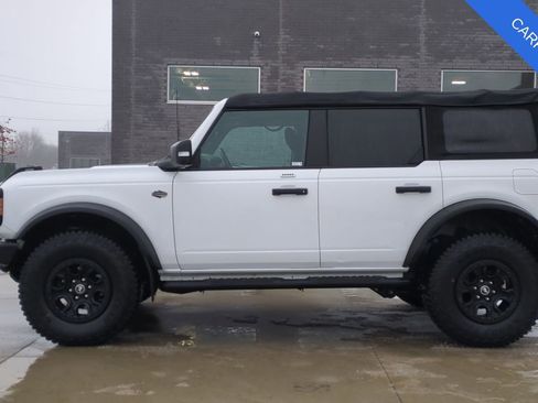 Used 2022 Ford Bronco Wildtrak image 2