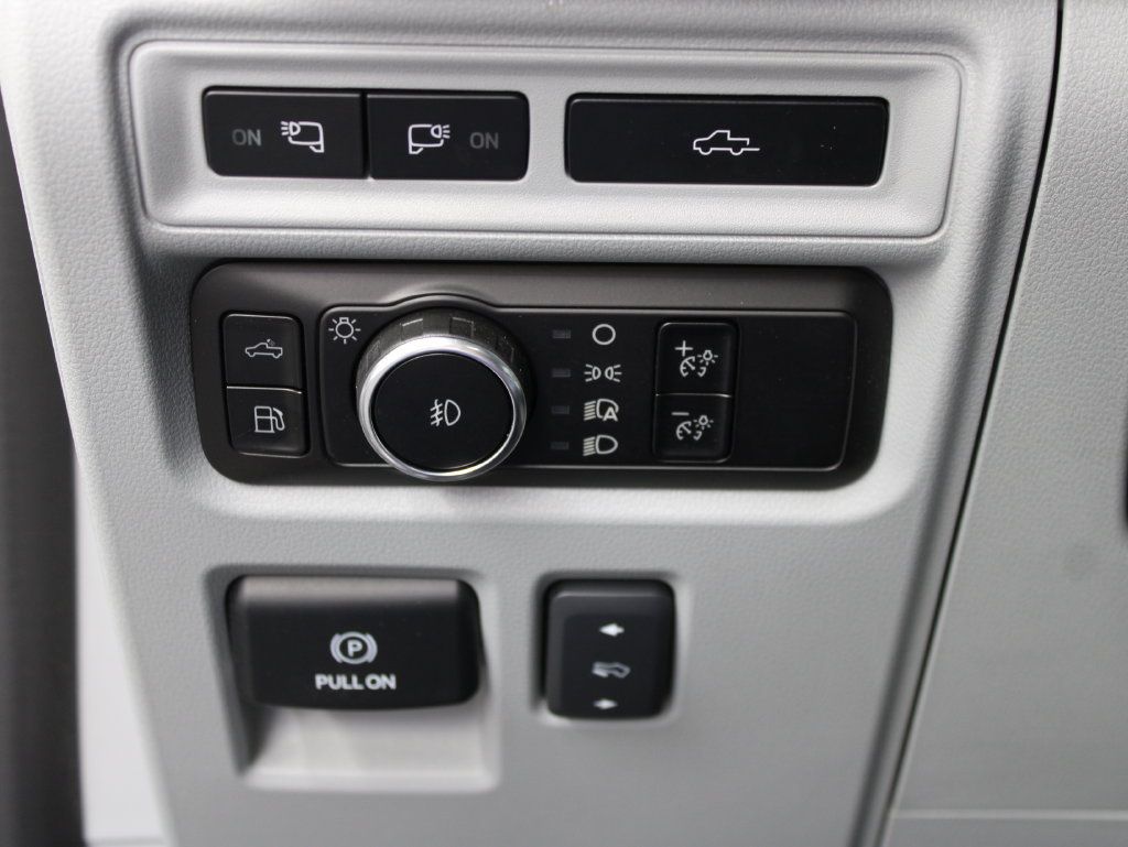Used 2023 Ford F150 Limited AWD/4WD image 61