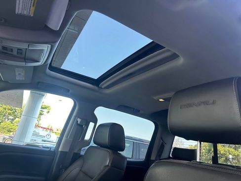 Used 2017 GMC Sierra 1500 Denali AWD/4WD image 26